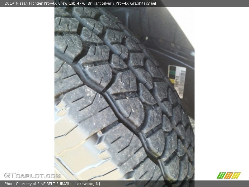 Brilliant Silver / Pro-4X Graphite/Steel 2014 Nissan Frontier Pro-4X Crew Cab 4x4
