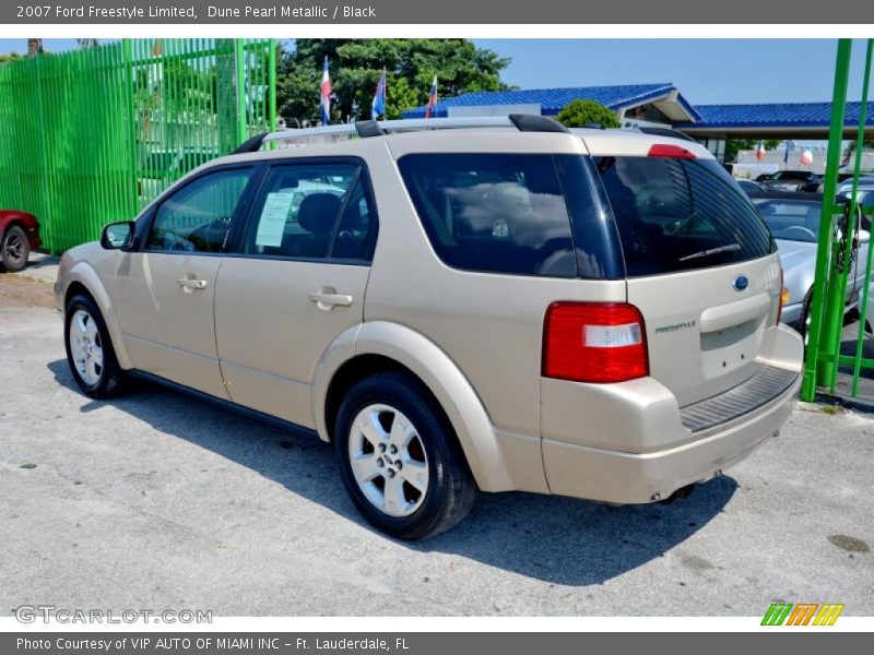 Dune Pearl Metallic / Black 2007 Ford Freestyle Limited