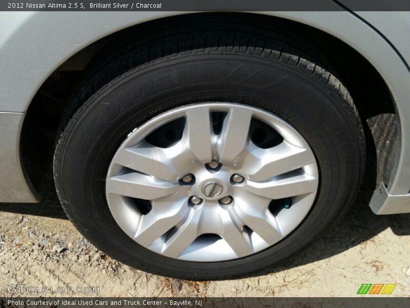 Brilliant Silver / Charcoal 2012 Nissan Altima 2.5 S