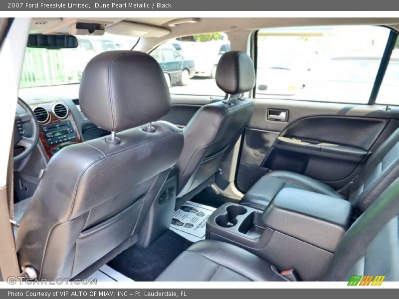 Dune Pearl Metallic / Black 2007 Ford Freestyle Limited