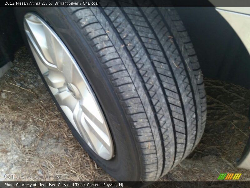 Brilliant Silver / Charcoal 2012 Nissan Altima 2.5 S