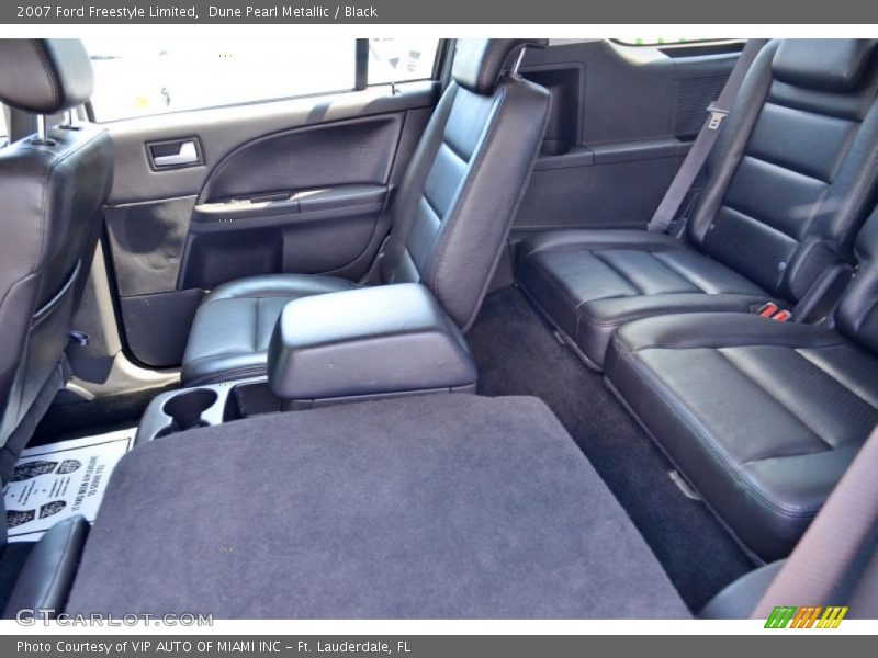 Dune Pearl Metallic / Black 2007 Ford Freestyle Limited