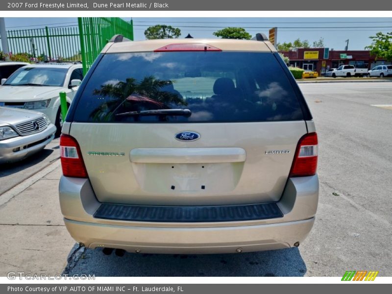 Dune Pearl Metallic / Black 2007 Ford Freestyle Limited