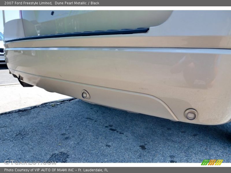 Dune Pearl Metallic / Black 2007 Ford Freestyle Limited
