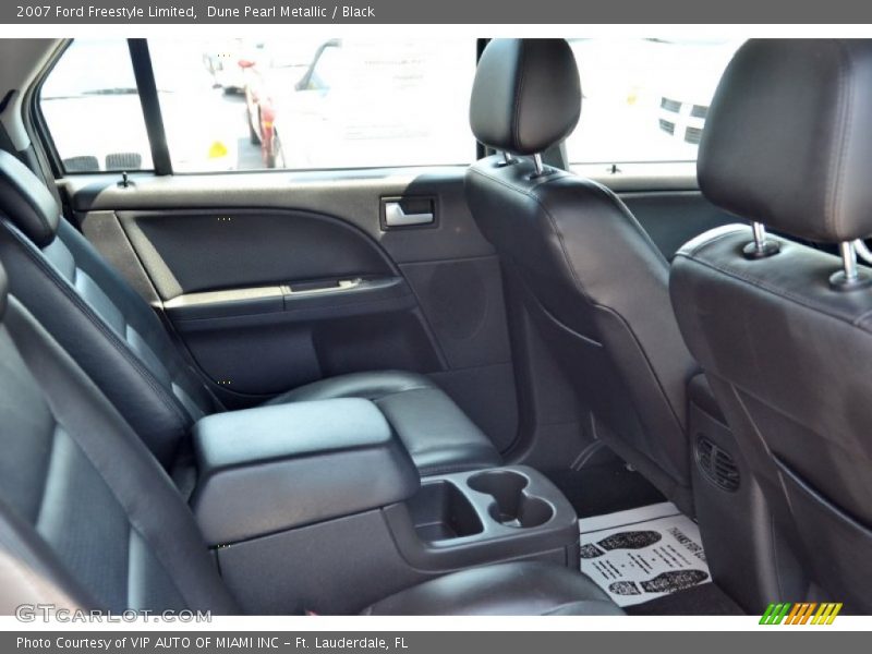 Dune Pearl Metallic / Black 2007 Ford Freestyle Limited