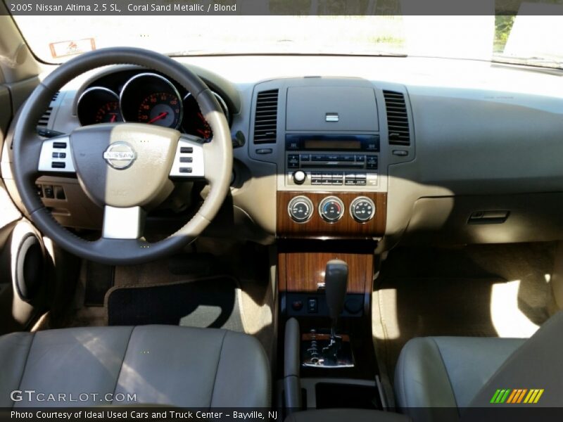 Coral Sand Metallic / Blond 2005 Nissan Altima 2.5 SL