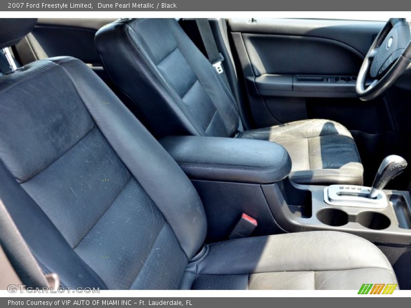 Dune Pearl Metallic / Black 2007 Ford Freestyle Limited