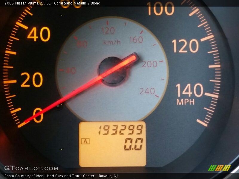 Coral Sand Metallic / Blond 2005 Nissan Altima 2.5 SL