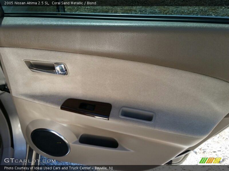 Coral Sand Metallic / Blond 2005 Nissan Altima 2.5 SL