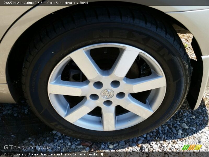 Coral Sand Metallic / Blond 2005 Nissan Altima 2.5 SL