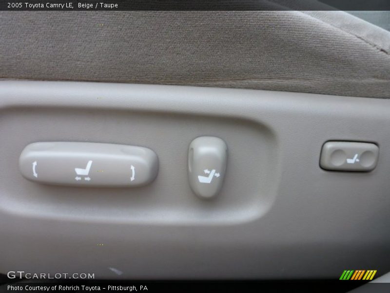 Beige / Taupe 2005 Toyota Camry LE