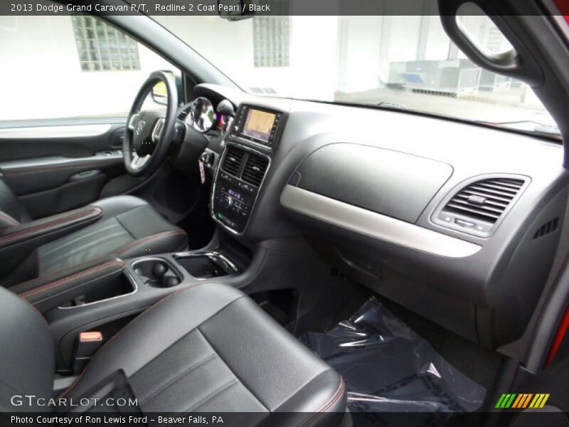 Redline 2 Coat Pearl / Black 2013 Dodge Grand Caravan R/T