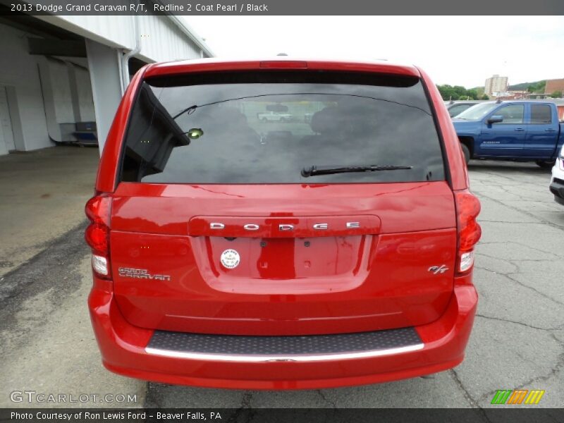 Redline 2 Coat Pearl / Black 2013 Dodge Grand Caravan R/T