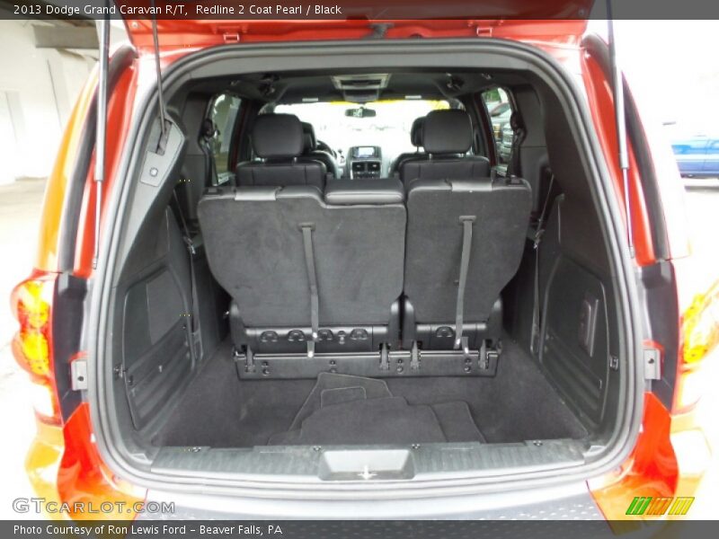 Redline 2 Coat Pearl / Black 2013 Dodge Grand Caravan R/T