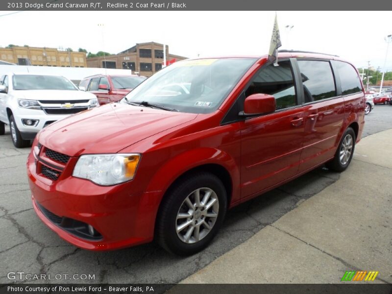 Redline 2 Coat Pearl / Black 2013 Dodge Grand Caravan R/T