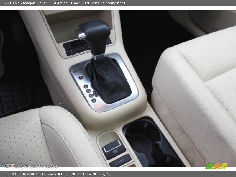 Deep Black Metallic / Sandstone 2010 Volkswagen Tiguan SE 4Motion