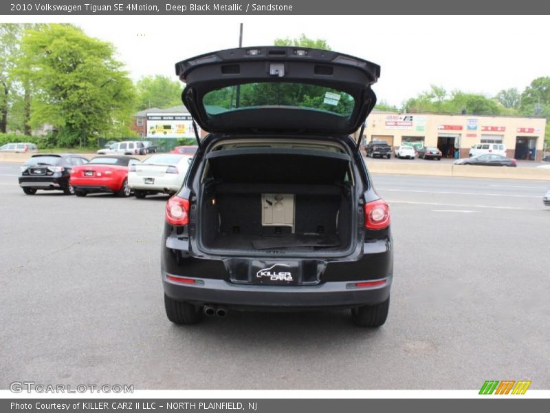 Deep Black Metallic / Sandstone 2010 Volkswagen Tiguan SE 4Motion