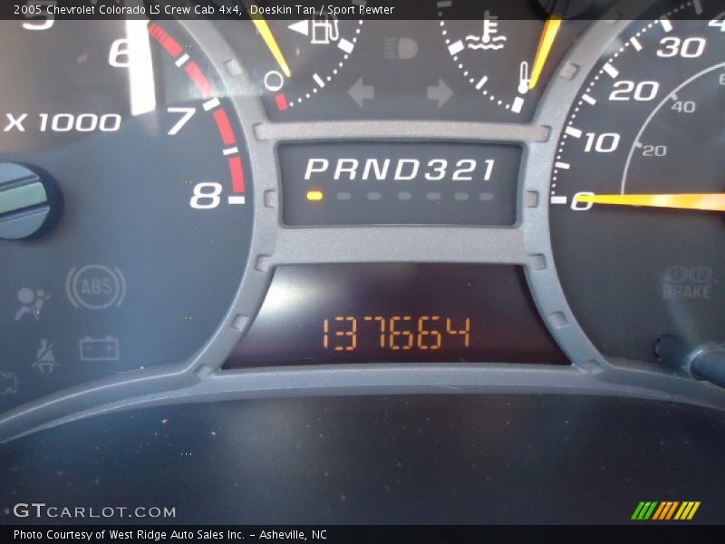 Doeskin Tan / Sport Pewter 2005 Chevrolet Colorado LS Crew Cab 4x4