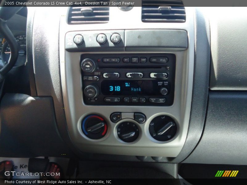 Doeskin Tan / Sport Pewter 2005 Chevrolet Colorado LS Crew Cab 4x4