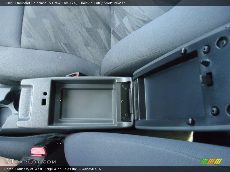 Doeskin Tan / Sport Pewter 2005 Chevrolet Colorado LS Crew Cab 4x4