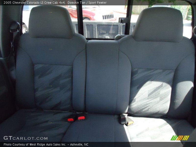 Doeskin Tan / Sport Pewter 2005 Chevrolet Colorado LS Crew Cab 4x4