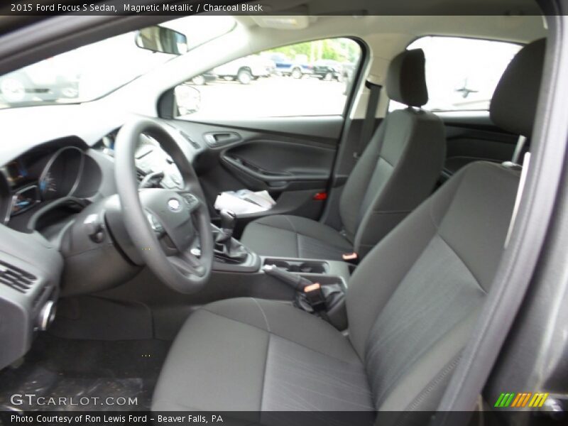 Magnetic Metallic / Charcoal Black 2015 Ford Focus S Sedan