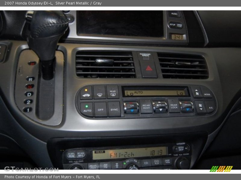 Silver Pearl Metallic / Gray 2007 Honda Odyssey EX-L