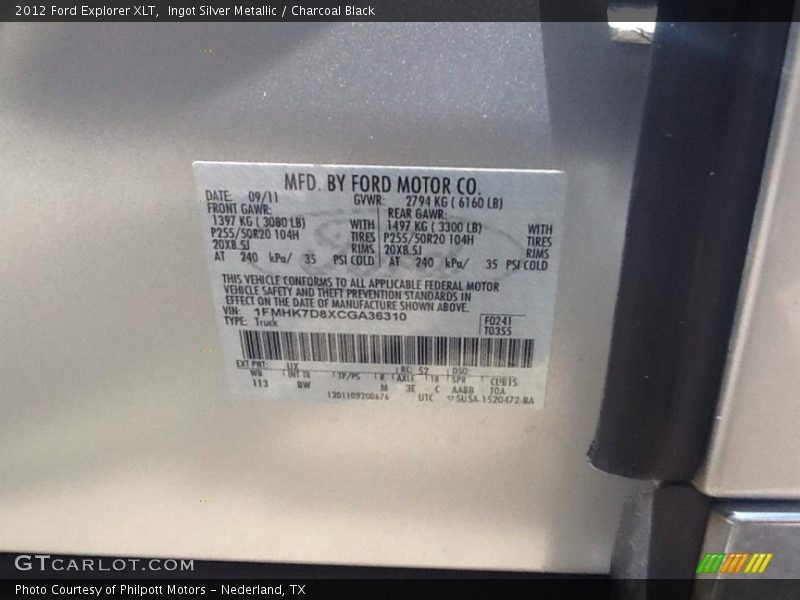 Ingot Silver Metallic / Charcoal Black 2012 Ford Explorer XLT