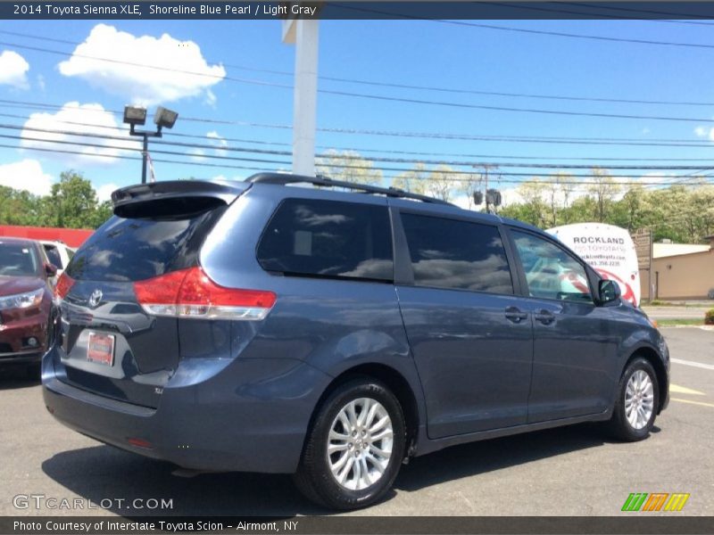 Shoreline Blue Pearl / Light Gray 2014 Toyota Sienna XLE