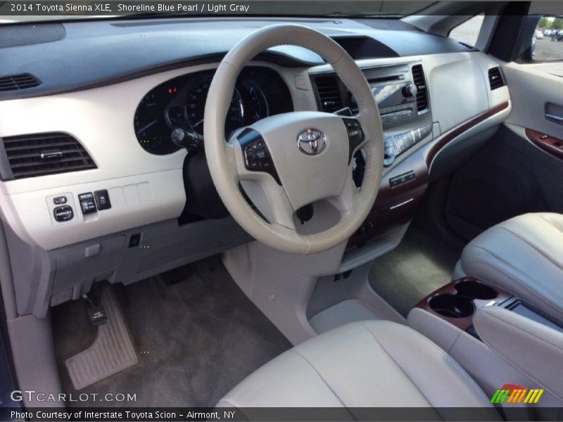 Shoreline Blue Pearl / Light Gray 2014 Toyota Sienna XLE