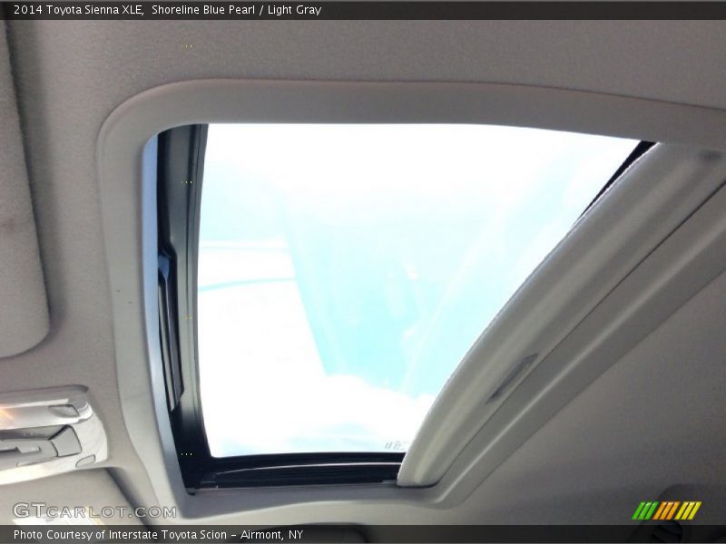 Shoreline Blue Pearl / Light Gray 2014 Toyota Sienna XLE