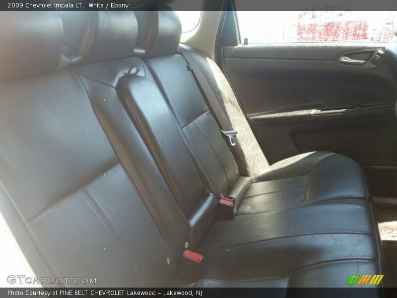 White / Ebony 2009 Chevrolet Impala LT
