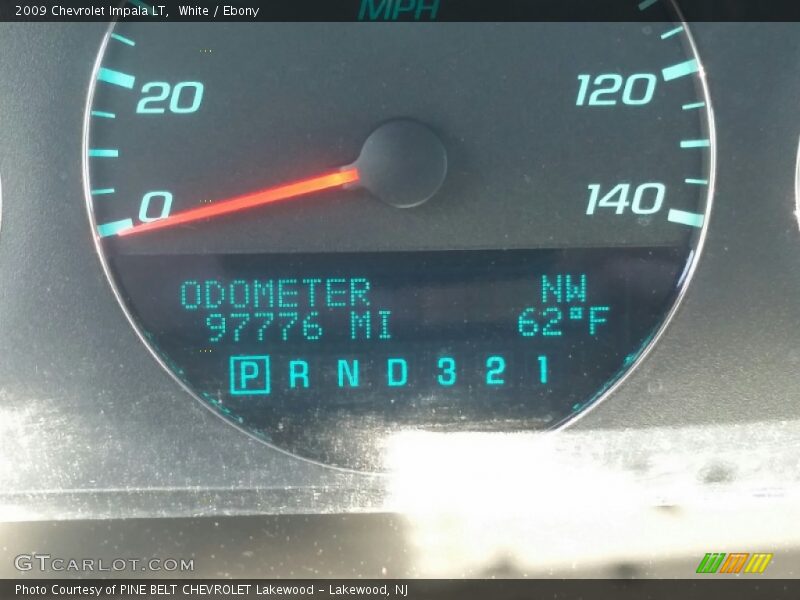 White / Ebony 2009 Chevrolet Impala LT