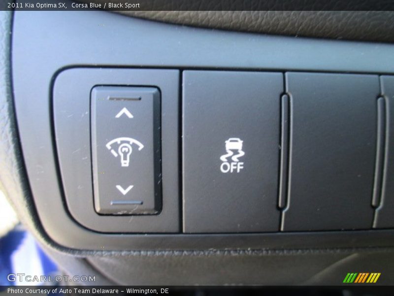 Corsa Blue / Black Sport 2011 Kia Optima SX