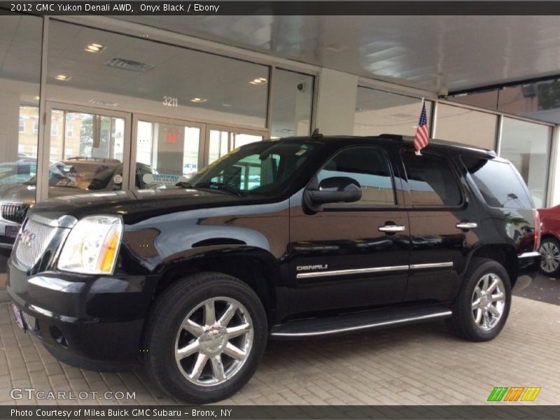 Onyx Black / Ebony 2012 GMC Yukon Denali AWD