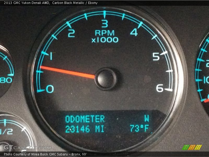 Carbon Black Metallic / Ebony 2013 GMC Yukon Denali AWD