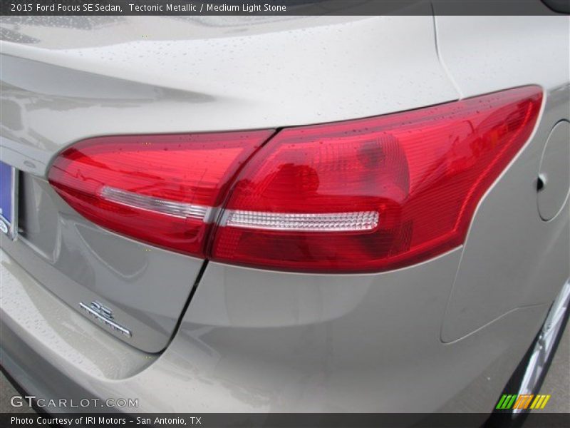 Tectonic Metallic / Medium Light Stone 2015 Ford Focus SE Sedan