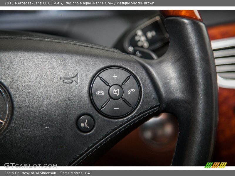 Controls of 2011 CL 65 AMG
