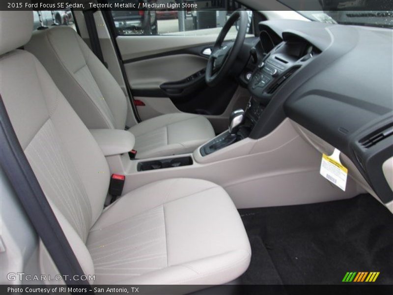 Tectonic Metallic / Medium Light Stone 2015 Ford Focus SE Sedan