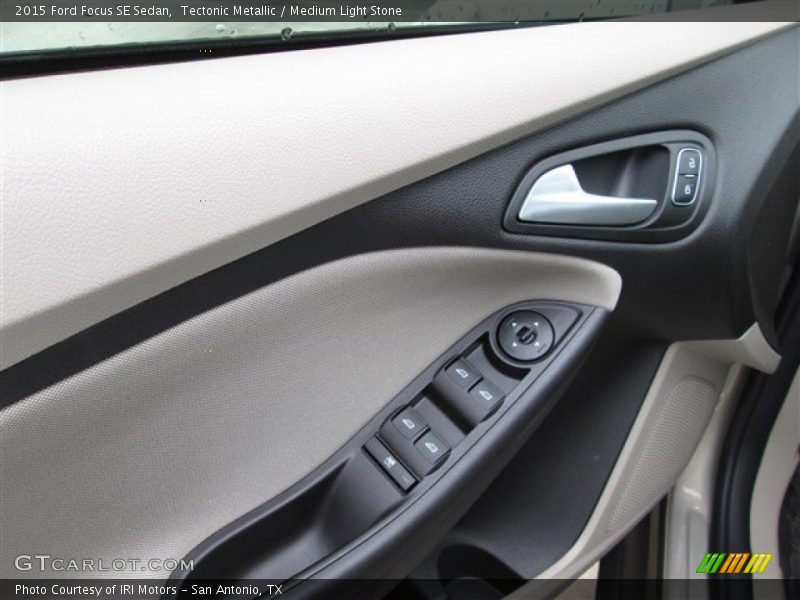 Tectonic Metallic / Medium Light Stone 2015 Ford Focus SE Sedan