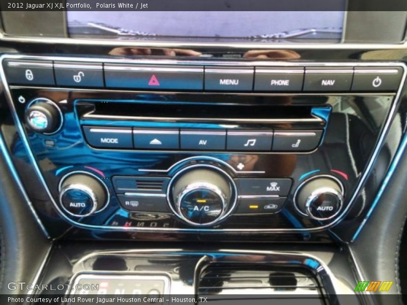 Polaris White / Jet 2012 Jaguar XJ XJL Portfolio