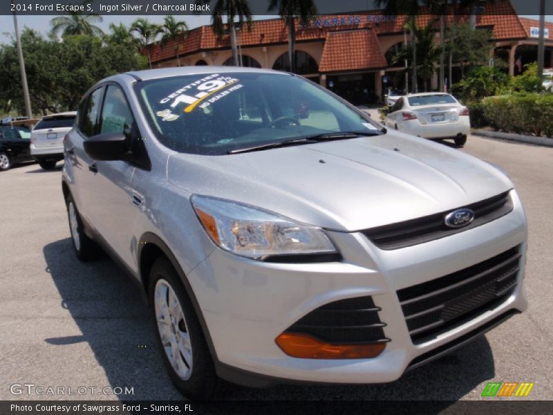 Ingot Silver / Charcoal Black 2014 Ford Escape S