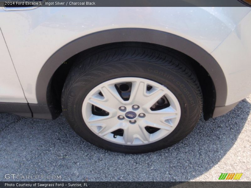 Ingot Silver / Charcoal Black 2014 Ford Escape S