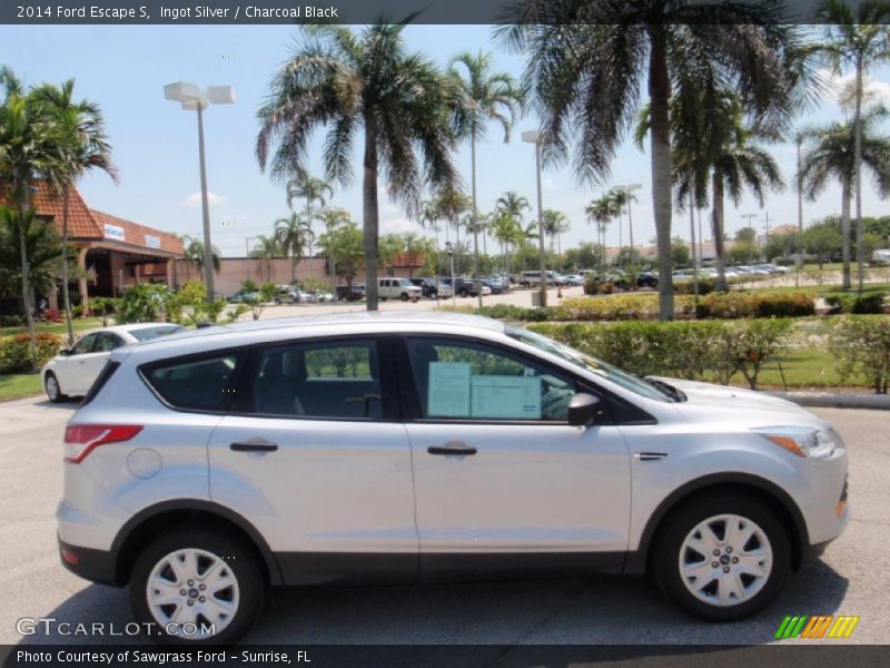 Ingot Silver / Charcoal Black 2014 Ford Escape S