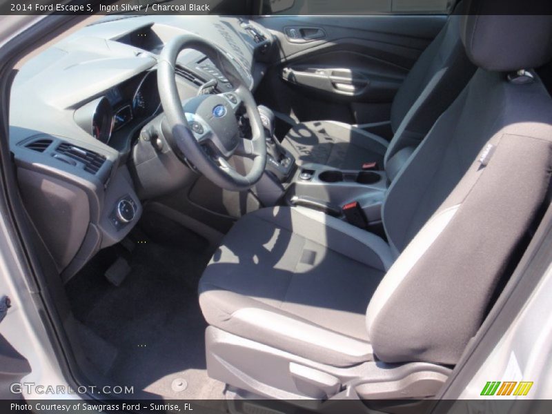 Ingot Silver / Charcoal Black 2014 Ford Escape S