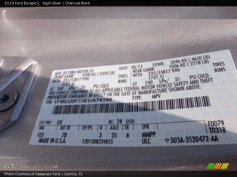 Ingot Silver / Charcoal Black 2014 Ford Escape S