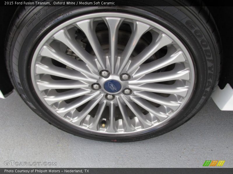 Oxford White / Medium Soft Ceramic 2015 Ford Fusion Titanium