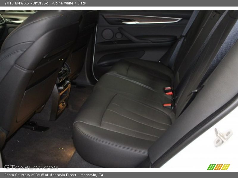 Alpine White / Black 2015 BMW X5 xDrive35d