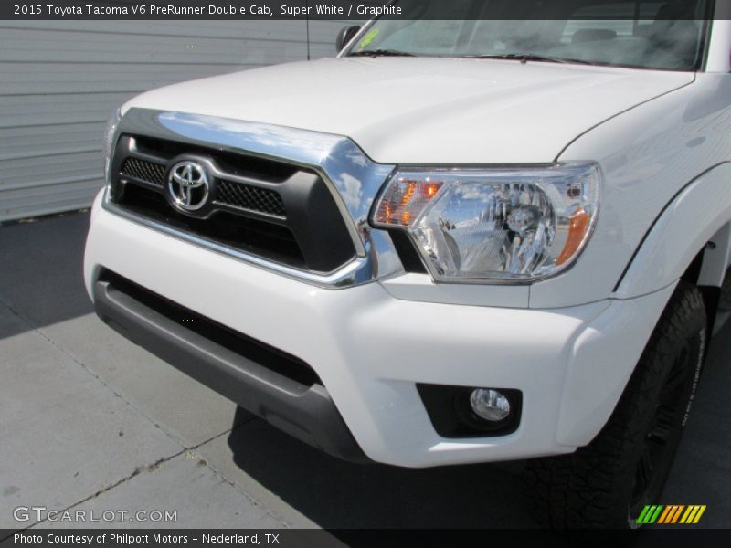 Super White / Graphite 2015 Toyota Tacoma V6 PreRunner Double Cab