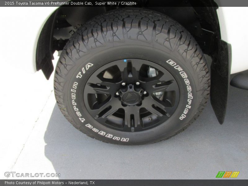 Super White / Graphite 2015 Toyota Tacoma V6 PreRunner Double Cab